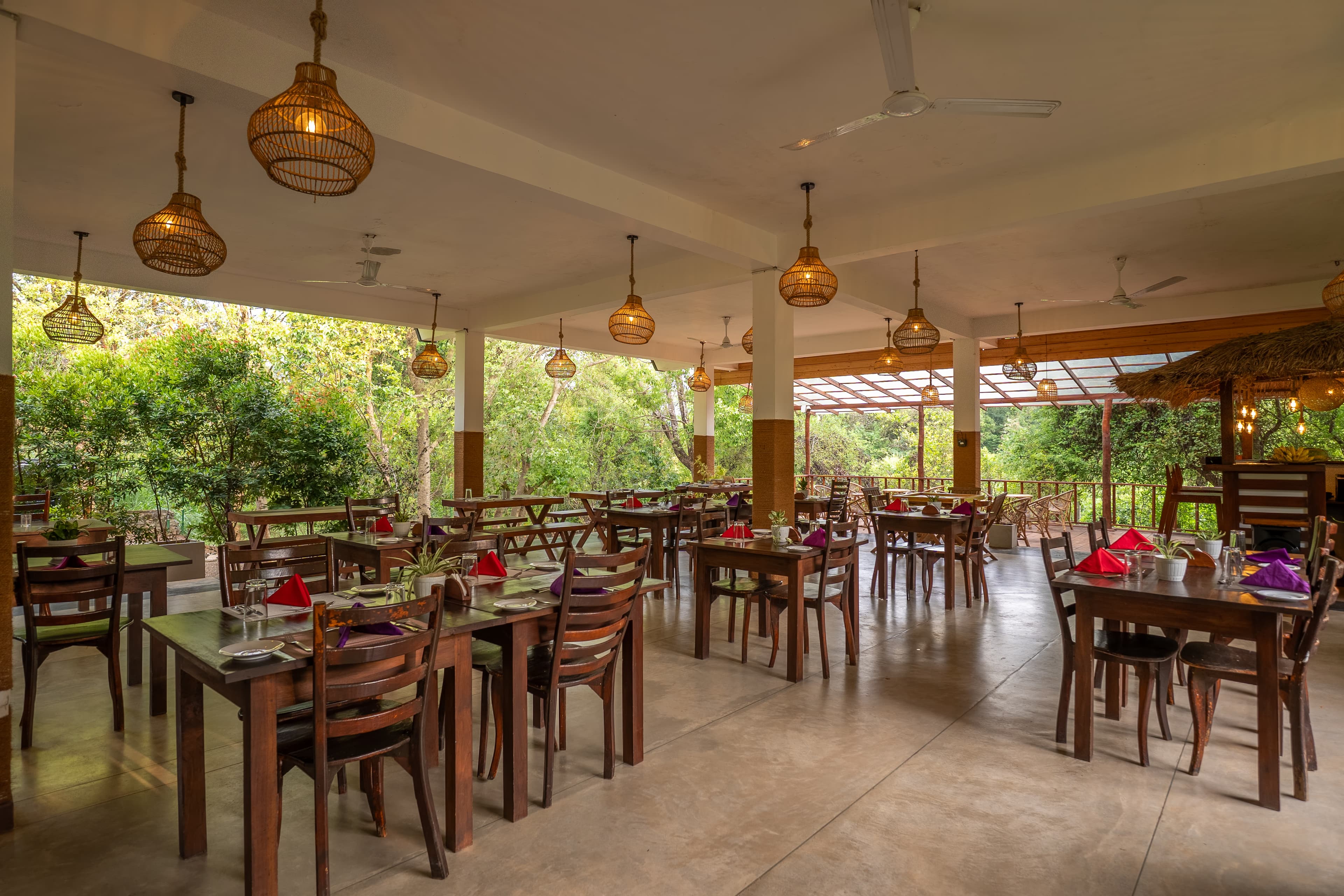 Restaurant area 2