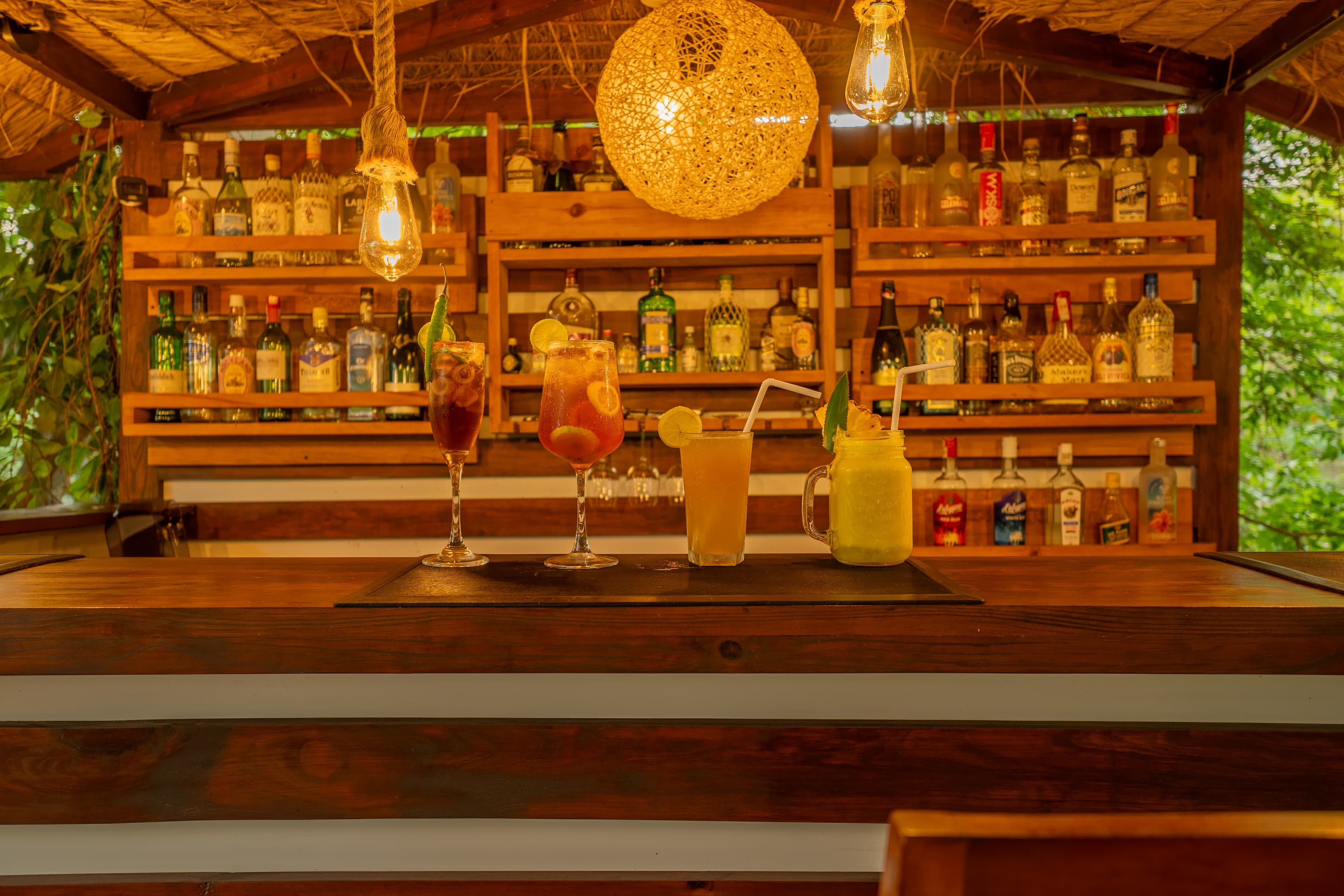 Restaurant area 12
